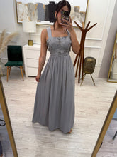 Cargar imagen en el visor de la galería, CELINE - Maxi vestido gris