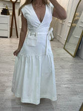 Cargar imagen en el visor de la galería, ANITTA - Maxi vestido blanco