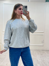 Cargar imagen en el visor de la galería, LANA - Sudadera gris moños