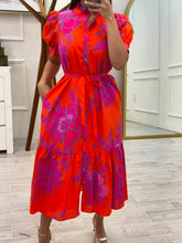Cargar imagen en el visor de la galería, ANAHI - Maxi vestido naranja estampado floral