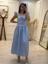 Cargar imagen en el visor de la galería, ANA - vestido cuadro picnic azul cielo