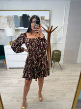 Cargar imagen en el visor de la galería, NAYELI - Vestido estampado hojas