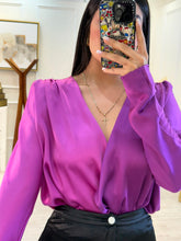 Cargar imagen en el visor de la galería, NAIA - Panti blusa morada