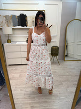 Cargar imagen en el visor de la galería, REGINA - Maxi vestido blanco floral