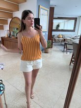 Cargar imagen en el visor de la galería, SERENITY - Blusa tirantes mostaza rayas