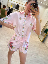 Cargar imagen en el visor de la galería, ELENIA - Set blusa y short baby pink