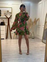 Cargar imagen en el visor de la galería, MIRA - Vestido verde estampado floral