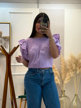 Cargar imagen en el visor de la galería, WILLOW - Blusa lila manga corta