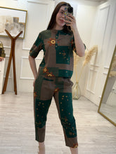 Cargar imagen en el visor de la galería, FLEUR - Set pantalon y blusa estampado