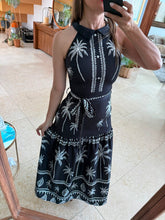 Cargar imagen en el visor de la galería, FARAH - Maxi vestido estampado palmas