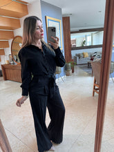 Cargar imagen en el visor de la galería, ELVIA - Set pantalon y blusa negro