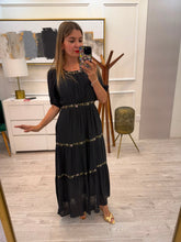 Cargar imagen en el visor de la galería, AFRICA - Maxi vestido negro bordado flores
