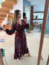 Cargar imagen en el visor de la galería, GEORGINA - Maxi vestido granate estampado