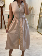 Cargar imagen en el visor de la galería, FIONA - Maxi vestido beige