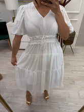 Cargar imagen en el visor de la galería, ANDREA - Vestido midi blanco