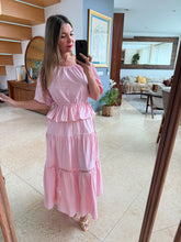 Cargar imagen en el visor de la galería, AZRA - Set blusa y falda rosa