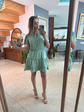 Cargar imagen en el visor de la galería, DIONE - Vestido corto verde
