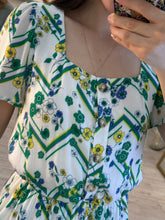 Cargar imagen en el visor de la galería, CIELO - Jumper estampado blanco con verde
