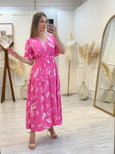 Cargar imagen en el visor de la galería, SABINE - Maxi vestido fucsia estampado