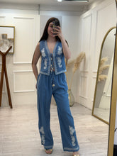 Cargar imagen en el visor de la galería, GIOVANNA - Set blusa y pantalon azul