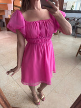 Cargar imagen en el visor de la galería, SOLEIL - Vestido corto fucsia