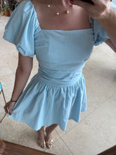 Cargar imagen en el visor de la galería, MELANIA - Vestido azul claro