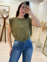 Cargar imagen en el visor de la galería, ELSIE - Blusa cafe