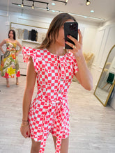 Cargar imagen en el visor de la galería, CELINE - Jumper coral cuadros