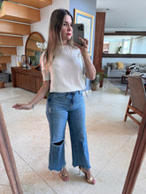 Cargar imagen en el visor de la galería, AMELISSE - Blusa beige
