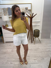 Cargar imagen en el visor de la galería, LUCERO - Blusa sin mangas