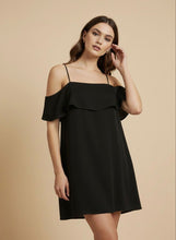 Cargar imagen en el visor de la galería, Vestido Altea Off-Shoulder negro