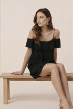 Cargar imagen en el visor de la galería, Vestido Altea Off-Shoulder negro