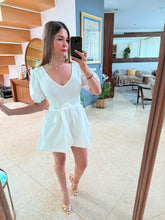 Cargar imagen en el visor de la galería, SILVANA - Jumper blanco