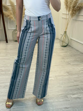 Cargar imagen en el visor de la galería, CASSIE - Pantalón gris estampado