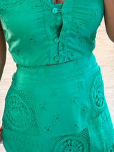 Cargar imagen en el visor de la galería, LANDINA - Set blusa y falda verde