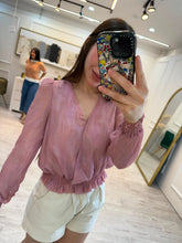 Cargar imagen en el visor de la galería, PARSLEY - Blusa rosa manga larga