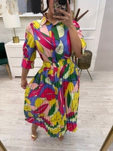 Cargar imagen en el visor de la galería, LIZBETH - Set blusa y falda estampado multicolor