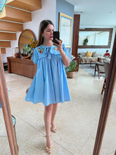 Cargar imagen en el visor de la galería, CORINA - Vestido corto azul con flores bordadas