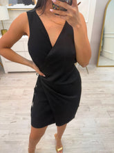 Cargar imagen en el visor de la galería, MAYTE - Vestido corto negro