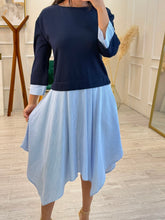 Cargar imagen en el visor de la galería, FIORA - Vestido midi azul