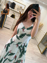 Cargar imagen en el visor de la galería, AELIA - Maxi vestido blanco hojas