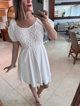 Cargar imagen en el visor de la galería, MIKA - Vestido corto blanco