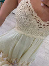 Cargar imagen en el visor de la galería, MIA - Vestido midi beige