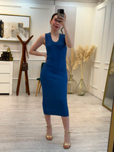 Cargar imagen en el visor de la galería, EVE - Maxi vestido azul sin mangas