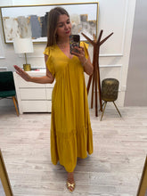 Cargar imagen en el visor de la galería, ERIKA - Maxi vestido amarillo