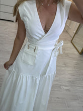 Cargar imagen en el visor de la galería, ANITTA - Maxi vestido blanco