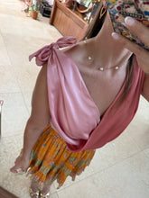 Cargar imagen en el visor de la galería, NATALIE - Pantiblusa salmon