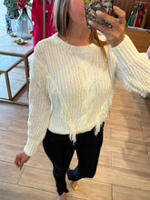 Cargar imagen en el visor de la galería, OSLO - Sueter de punto blanco