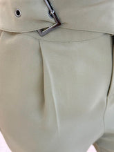 Cargar imagen en el visor de la galería, XARENY - Pantalon olivo