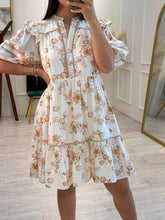 Cargar imagen en el visor de la galería, FLORINDA - Vestido corto estampado blanco con café